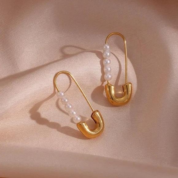 NEW 18K GOLD CLASSIC PEARL HOOP EARRINGS, NICE EARRINGS, CUTE EARRINGS - Picture 4 of 6